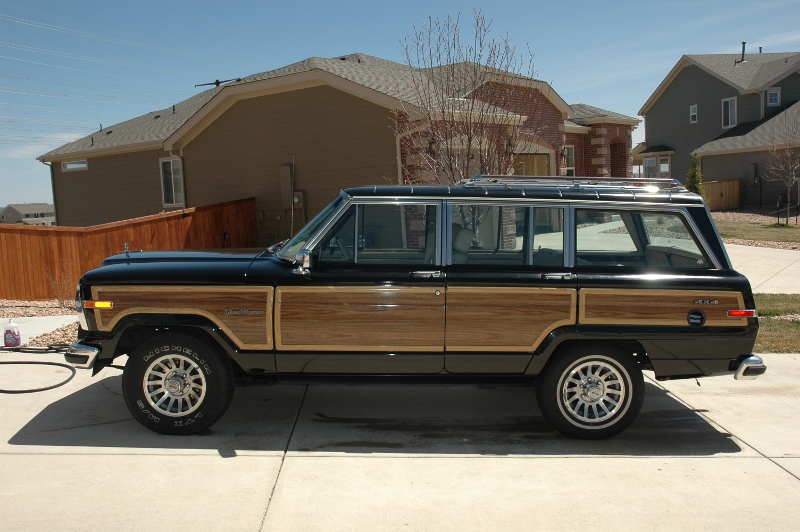 Grand Wagoneer