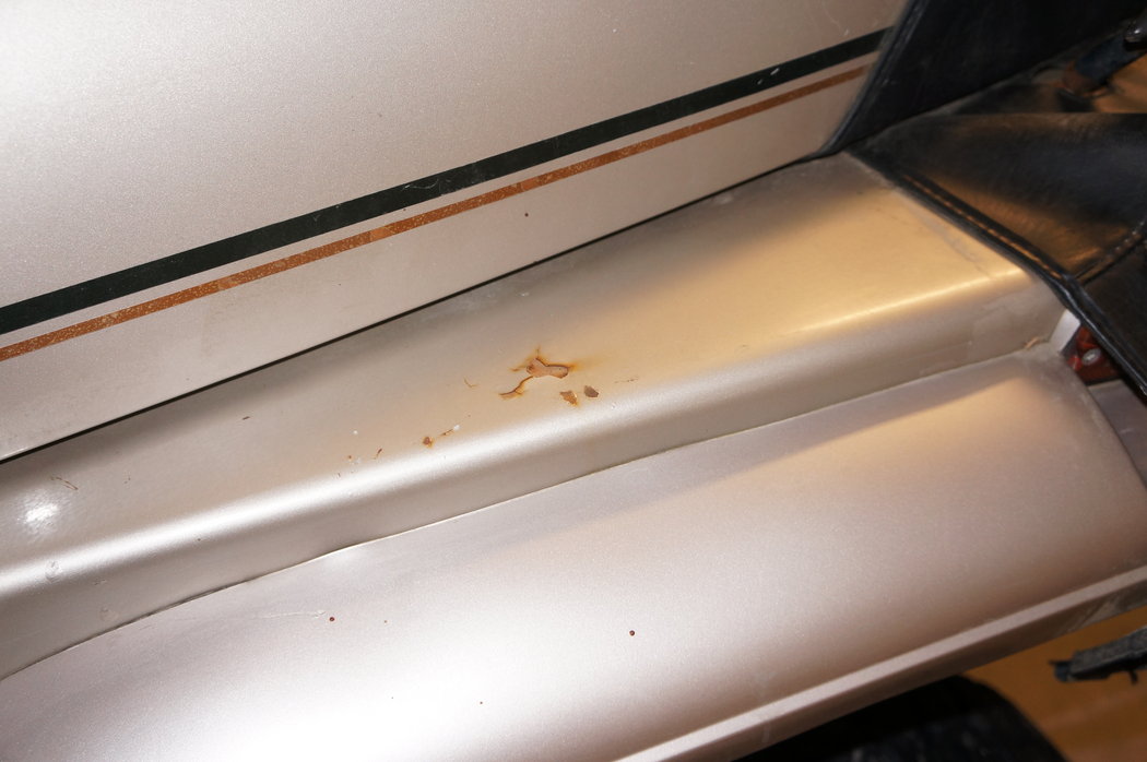 this is the only rust on any body panel so I feel lucky