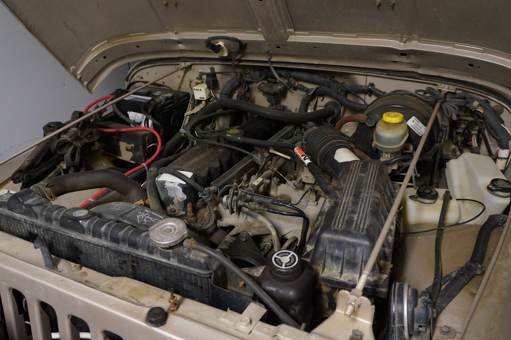 The Engine is in Amazing shape given that its nearly 18 years old! Minor things here and there.