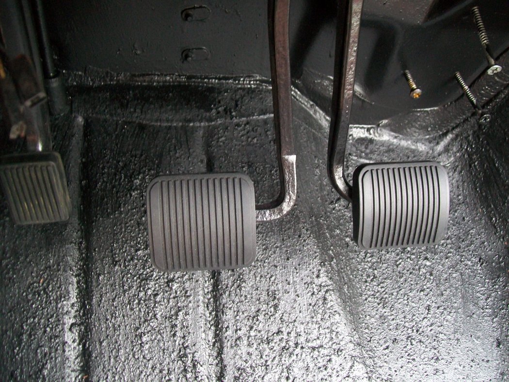 Pedals After 6-3-2010 (2).JPG