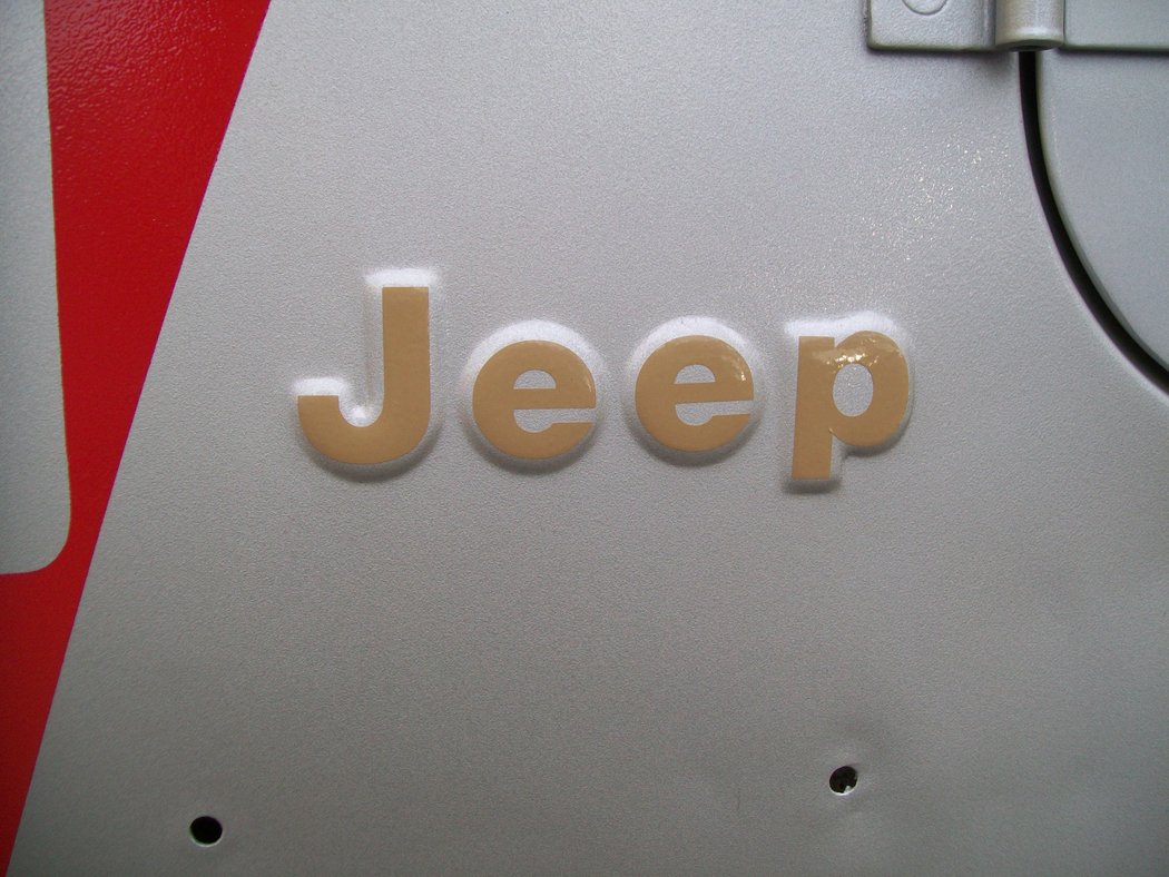 Tan Jeep Decal 12-2-2010 [3].JPG