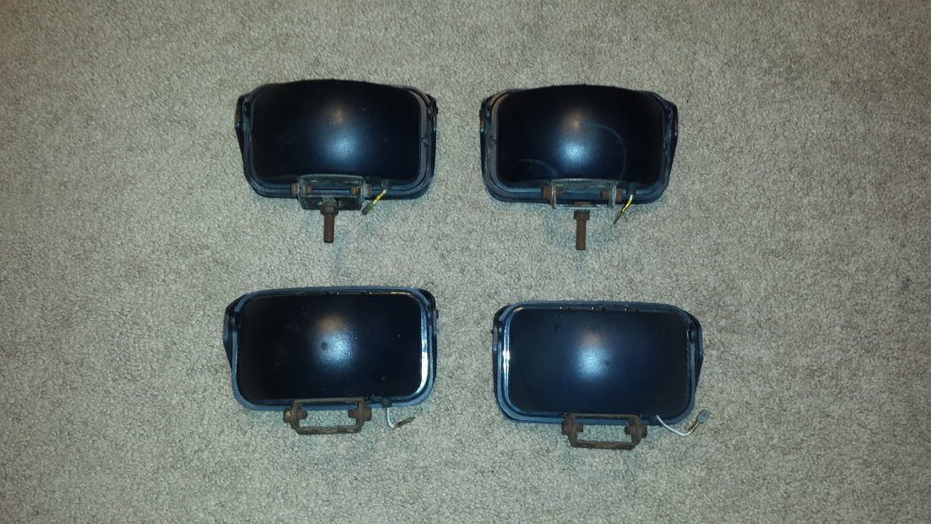 View of the rear bezels