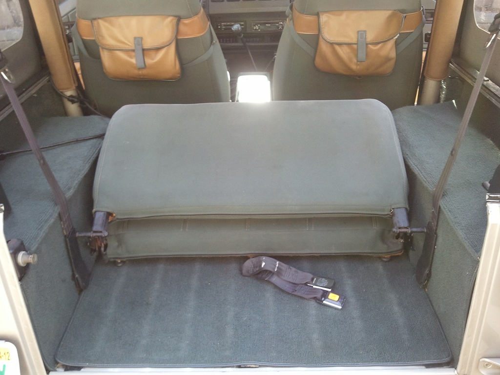 How to install jeep yj seat belts